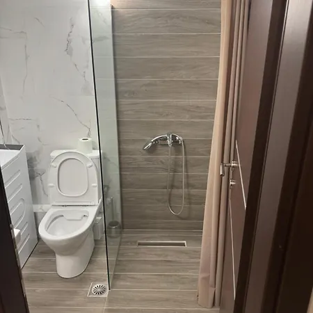 Samaras Luxurious